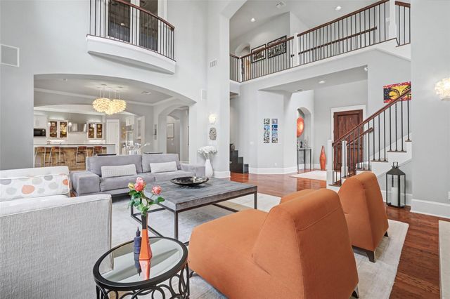 816 Stonewall Ridge LN, Austin, TX 78746