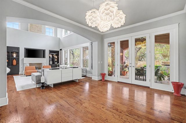 816 Stonewall Ridge LN, Austin, TX 78746