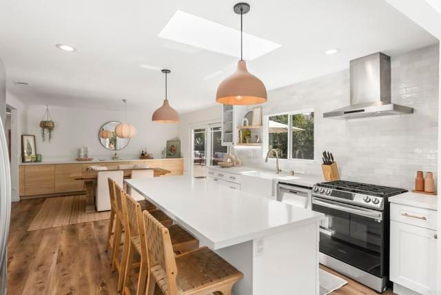 1427 Avocado Road, Oceanside, CA 92054