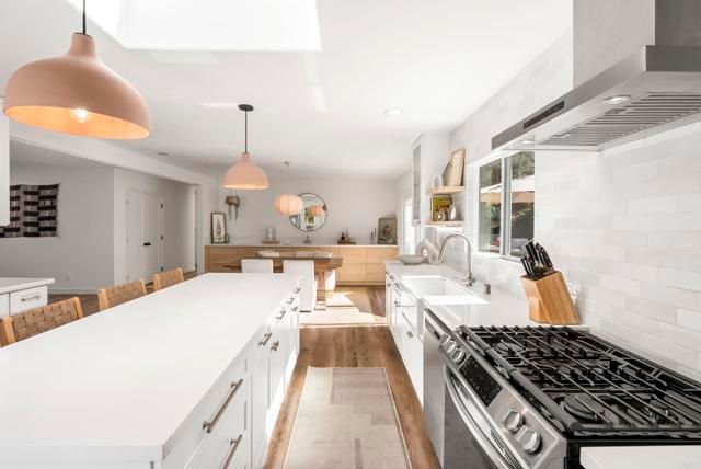 1427 Avocado Road, Oceanside, CA 92054