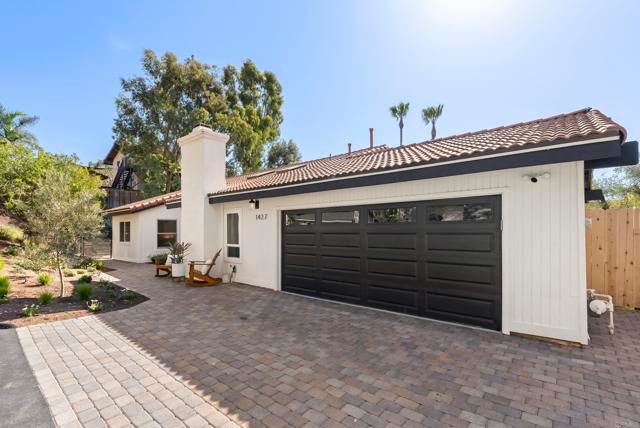 1427 Avocado Road, Oceanside, CA 92054