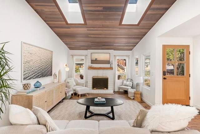 1427 Avocado Road, Oceanside, CA 92054