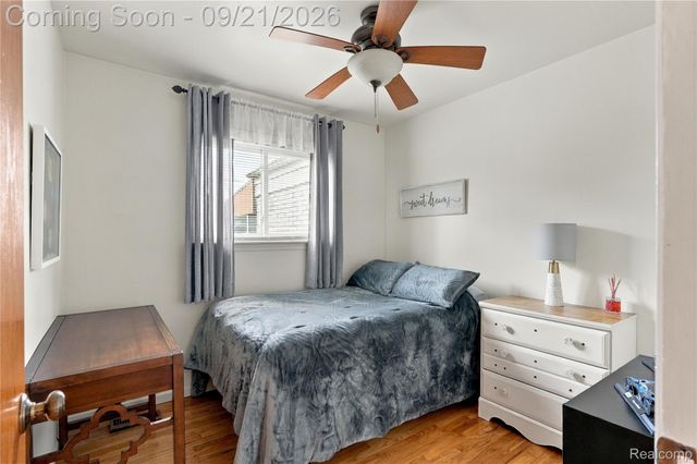 13844 Arnold Drive, Warren, MI 48088