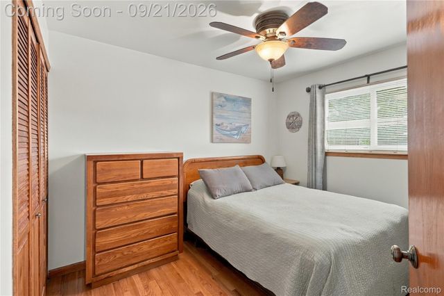 13844 Arnold Drive, Warren, MI 48088