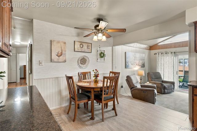 13844 Arnold Drive, Warren, MI 48088