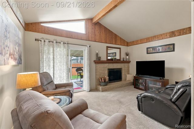 13844 Arnold Drive, Warren, MI 48088