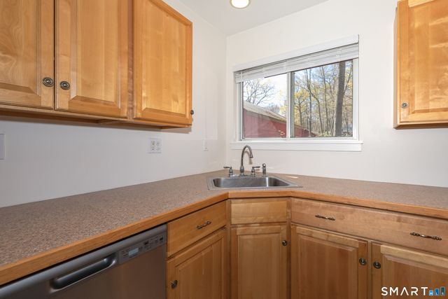 23 Lower Commons 23, Woodbury, CT 06798