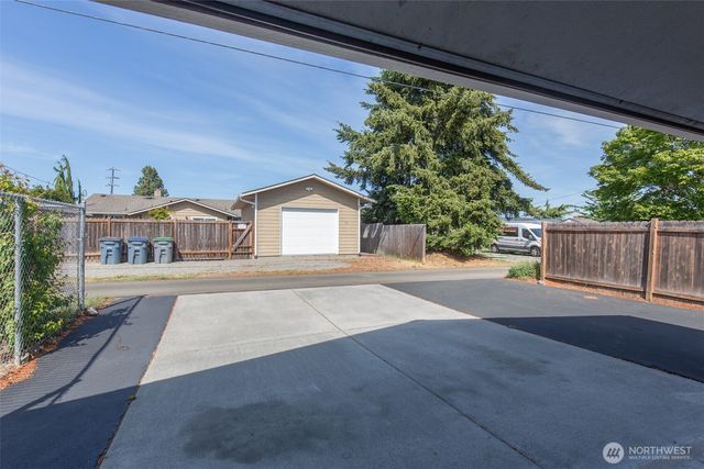 319 N Dunlap Street, Sequim, WA 98382