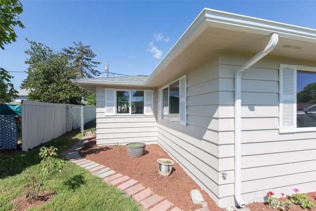 319 N Dunlap Street, Sequim, WA 98382