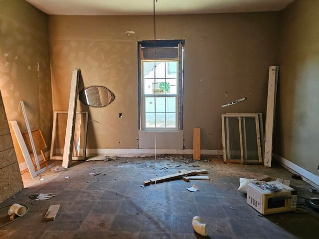 206 Plum, Paris, TX 75460