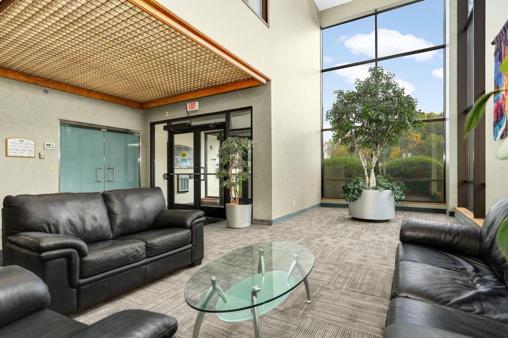 7525 Mitchell Road 208, Eden Prairie, MN 55344 — photo 2