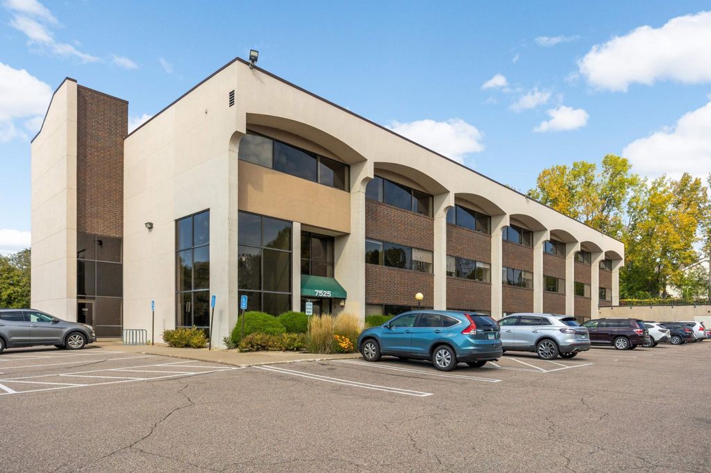7525 Mitchell Road 208, Eden Prairie, MN 55344 — photo 4