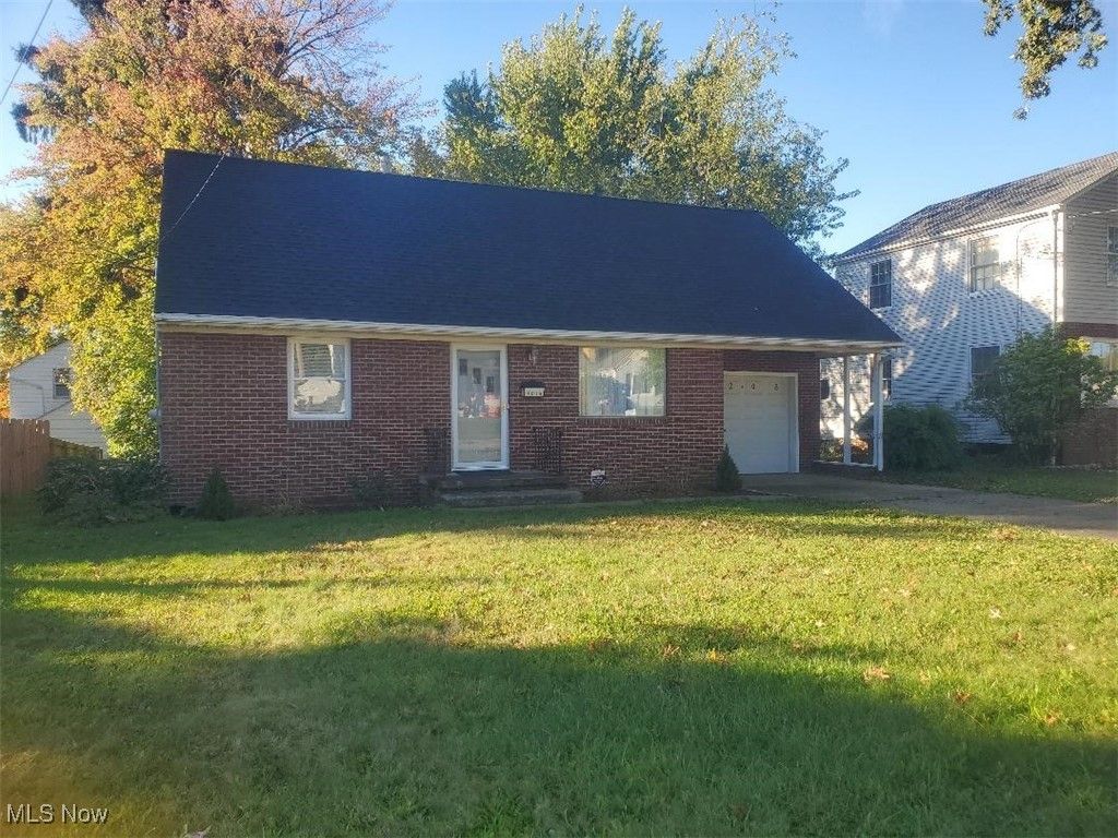 1208 37th Street NW, Canton, OH 44709