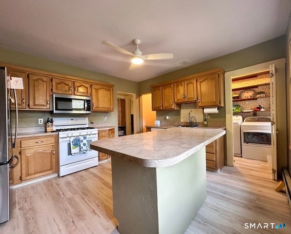 47 Bigelow Street, Manchester, CT 06040