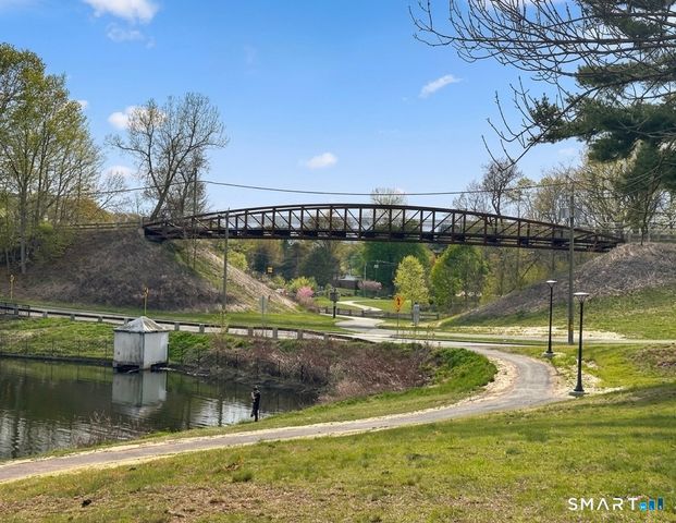 47 Bigelow Street, Manchester, CT 06040