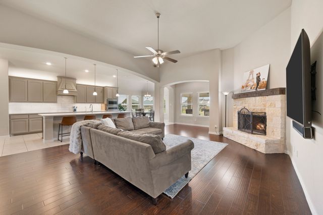 123 Mossy Creek Trail, Rhome, TX 76078