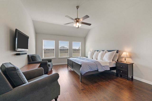 123 Mossy Creek Trail, Rhome, TX 76078
