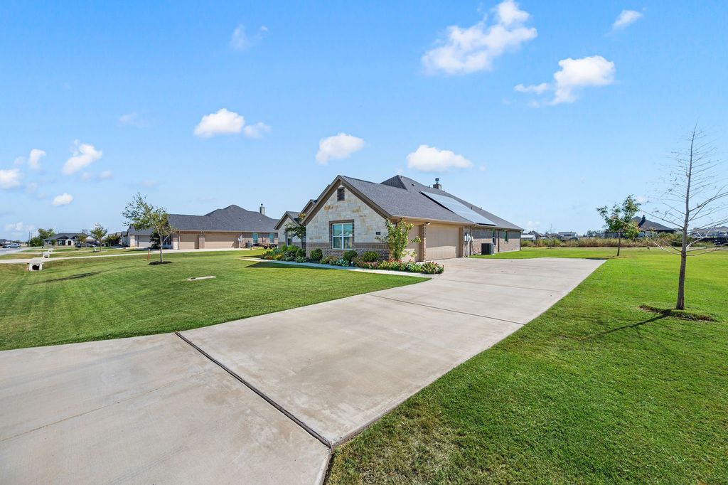 123 Mossy Creek Trail, Rhome, TX 76078 — photo 4
