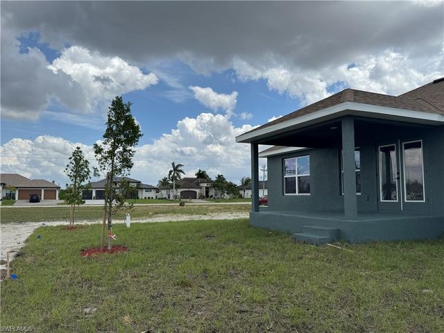 4007 NW 20th ST, Cape Coral, FL 33993