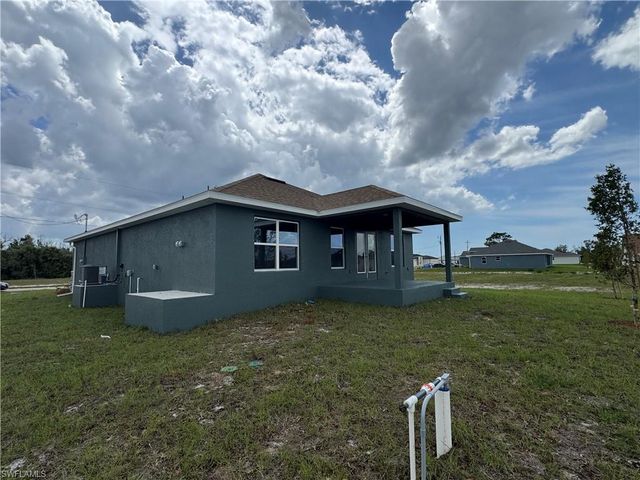 4007 NW 20th ST, Cape Coral, FL 33993