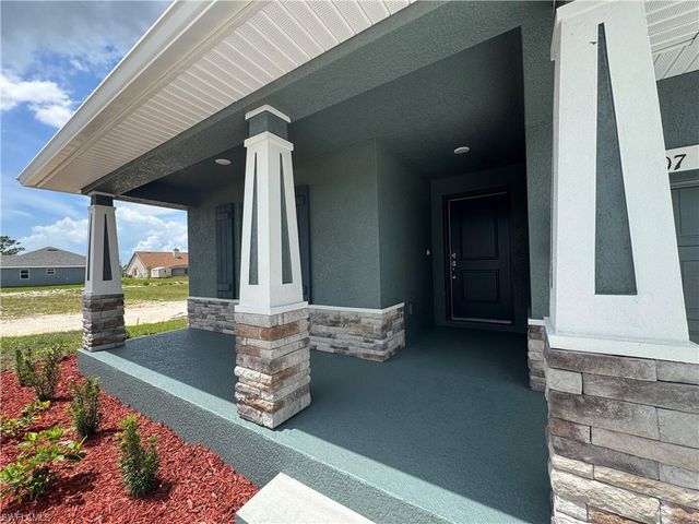 4007 NW 20th ST, Cape Coral, FL 33993