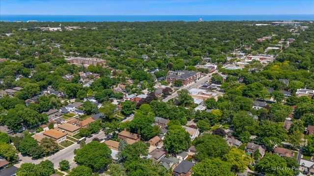 3046 Central Street, Evanston, IL 60201