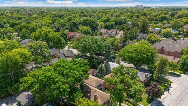 3046 Central Street, Evanston, IL 60201