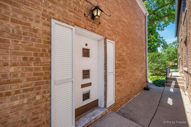 3046 Central Street, Evanston, IL 60201