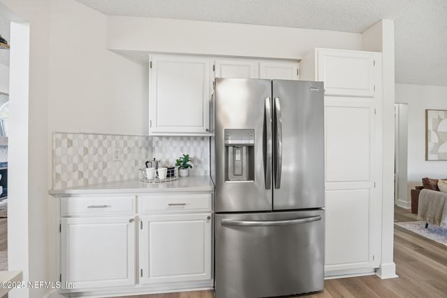 1180 23RD Street N, Jacksonville Beach, FL 32250