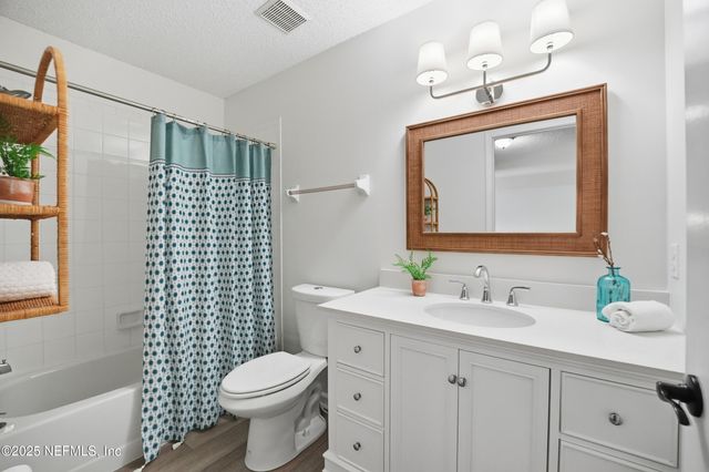 1180 23RD Street N, Jacksonville Beach, FL 32250