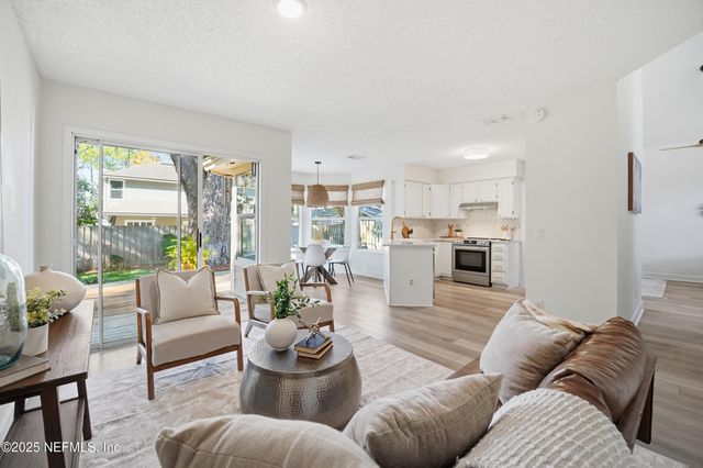 1180 23RD Street N, Jacksonville Beach, FL 32250