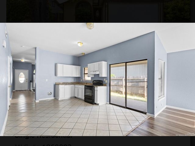 8622 Ridge Flower, San Antonio, TX 78239