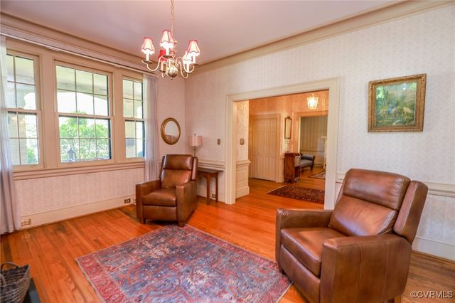 614 S Main St, Blackstone, VA 23824