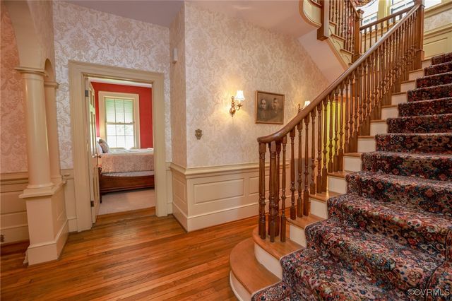 614 S Main St, Blackstone, VA 23824