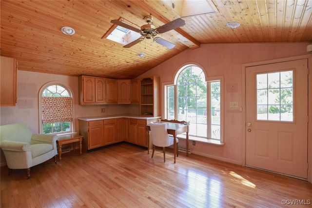 614 S Main St, Blackstone, VA 23824