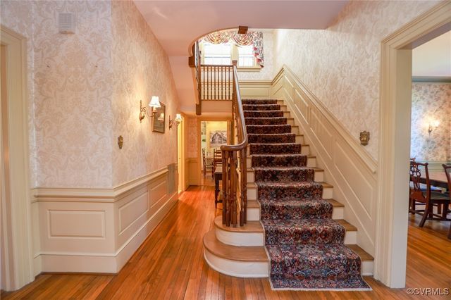 614 S Main St, Blackstone, VA 23824