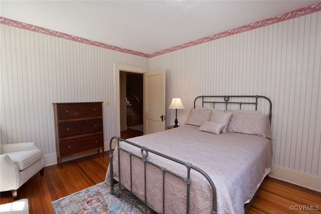 614 S Main St, Blackstone, VA 23824