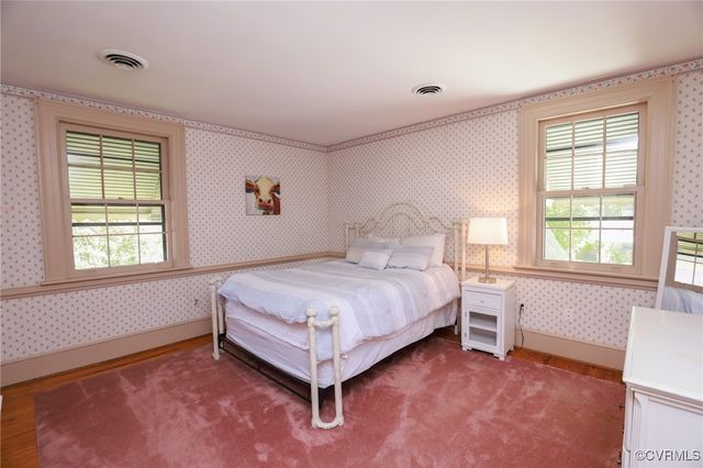 614 S Main St, Blackstone, VA 23824