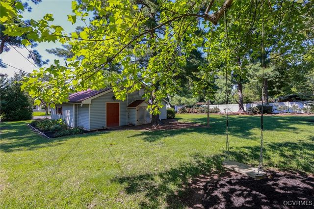 614 S Main St, Blackstone, VA 23824