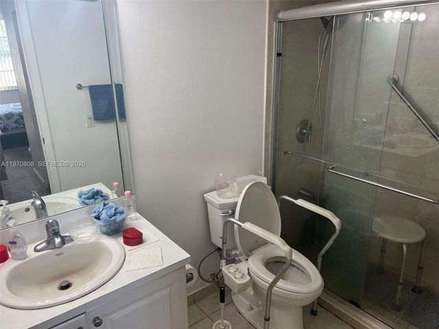 13120 SW 92nd Ave B-120, Miami, FL 33176