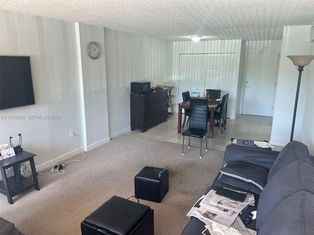 13120 SW 92nd Ave B-120, Miami, FL 33176