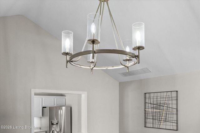 308 River Edge Dr, Shepherdsville, KY 40165