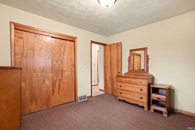 53050 Crestview Drive, South Bend, IN 46635