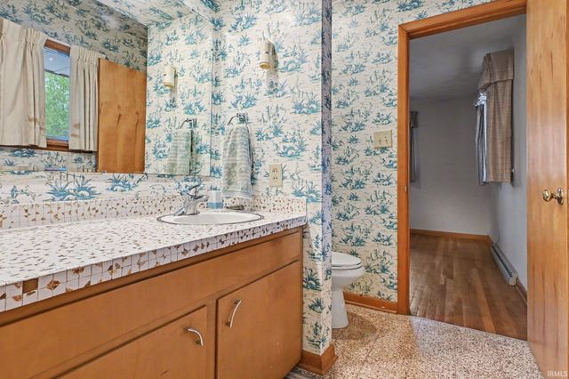 53050 Crestview Drive, South Bend, IN 46635