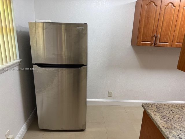 5211 NW 16th St B, Lauderhill, FL 33313