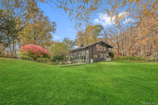 5 S Bedford Road, Pound Ridge, NY 10576