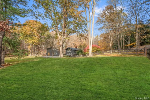 5 S Bedford Road, Pound Ridge, NY 10576