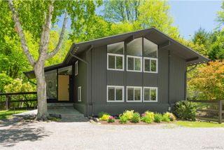 5 S Bedford Road, Pound Ridge, NY 10576