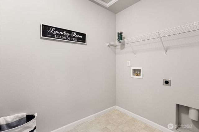 1332 60th Avenue NE, Tacoma, WA 98422