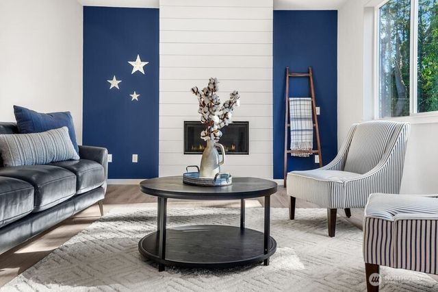 1332 60th Avenue NE, Tacoma, WA 98422